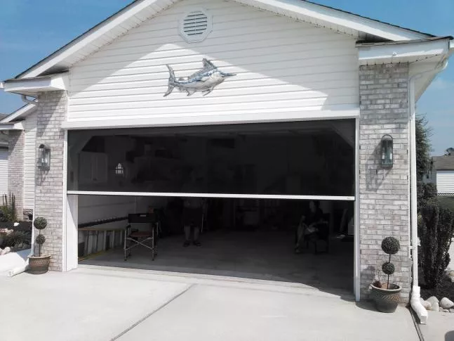 Garage Screen